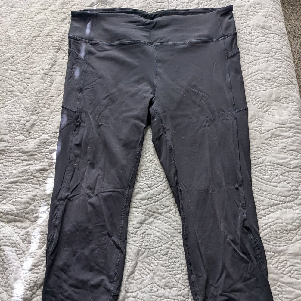 Body by CottonOn leggings